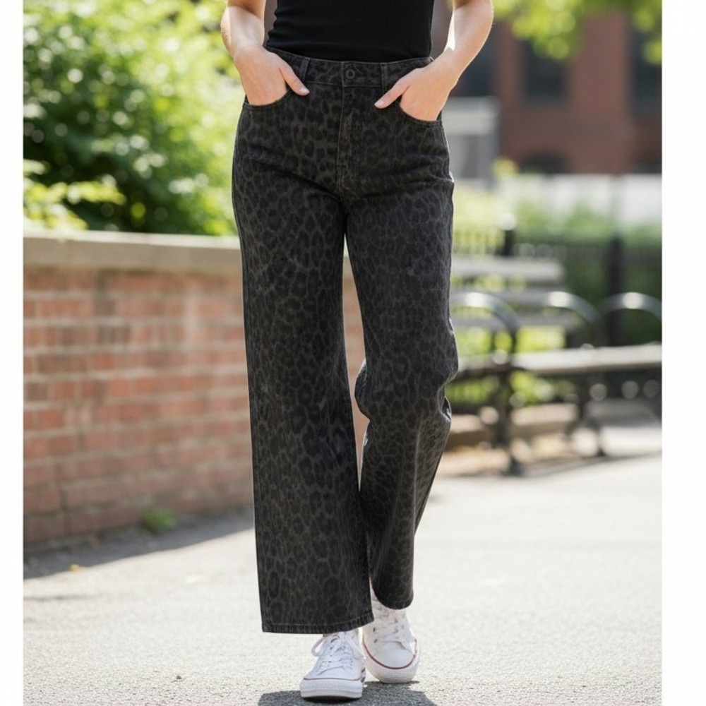 NYDJ Teresa Wide Leg Jeans Womens 8 Grey Leopard Print Lift Tuck Denim